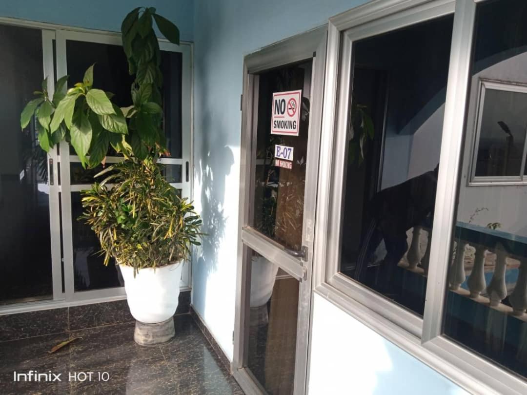 Elizz Guest House Janman Zewnętrze zdjęcie