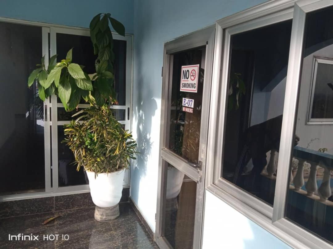 Elizz Guest House Janman Zewnętrze zdjęcie