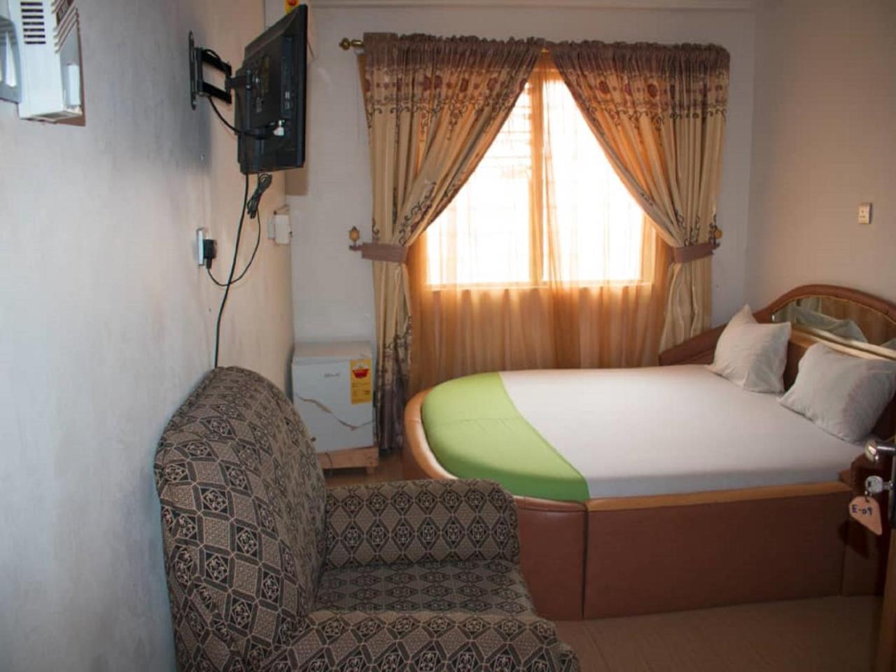 Elizz Guest House Janman Zewnętrze zdjęcie