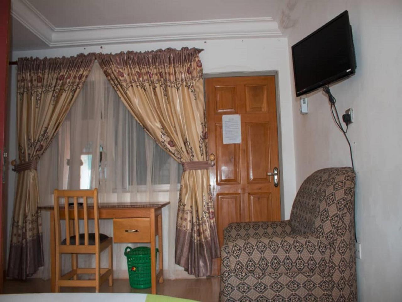 Elizz Guest House Janman Zewnętrze zdjęcie